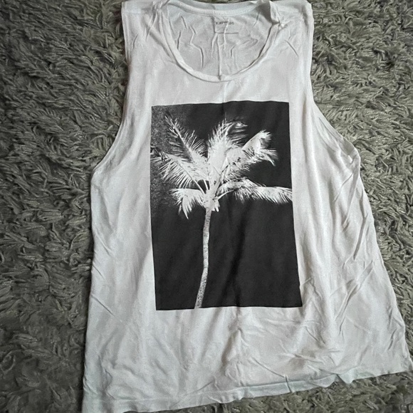Express Tank Tops (3) - Picture 2 of 10
